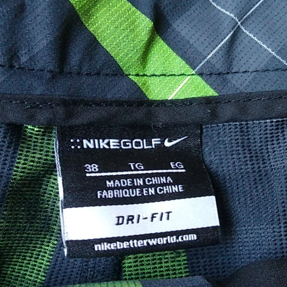 Men’s Nike Golf shorts plaid size 38 - Picture 2 of 11